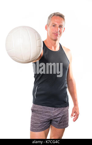 Giocatore di volleyball della spiaggia studio shot su bianco Foto Stock