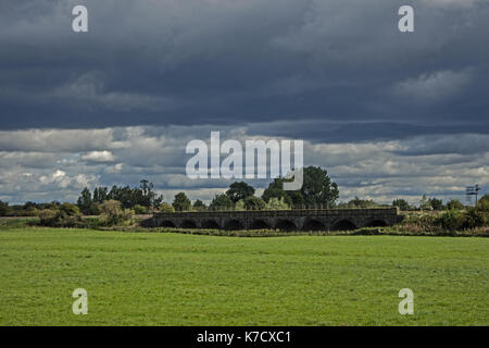 Le pianure alluvionali viadotto Foto Stock