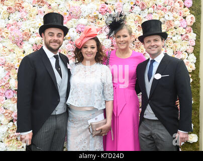 La foto ©Alpha Press 079965 15/06/2016 Anthony Ant McPartlin e la moglie Lisa Armstrong con dicembre Declan Donnelly e la moglie Ali Astall al Royal Ascot 2016 all'Ascot Racecourse di Ascot, nel Berkshire. Foto Stock