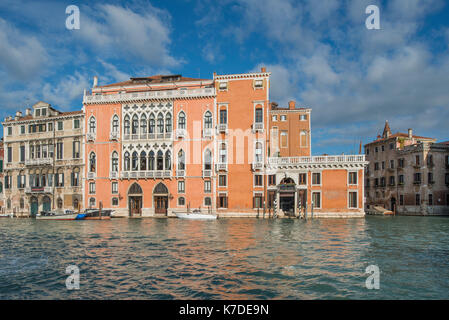 Palazzi sul canal grande, palazzo Tiepolo, Palazzo Pisani Moretta, Palazzo Barbarigo della terrazza, Venezia, veneto, Italia Foto Stock