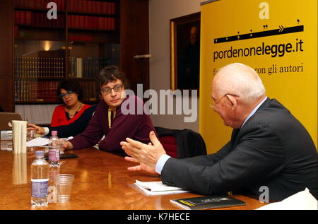 L'Italia, Pordenone: autore russo Andrej astvacaturov partecipare alla conferenza stampa durante una manifestazione letteraria pordenonelegge.it xvii bookfest con autori dal 13 al 17 settembre a Pordenone il 16 settembre, 2017. Foto Stock