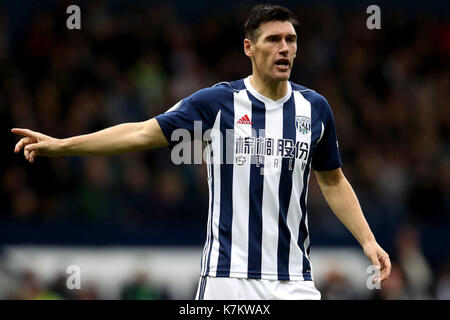 West Bromwich Albion di Gareth barry durante il match di premier league al the hawthorns, west bromwich. Foto Stock