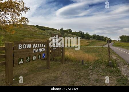 Bow Valley Ranch tabella entrata nel pesce creek Provincial Park nel sud di Calgary, Alberta Canada nella tarda estate Foto Stock