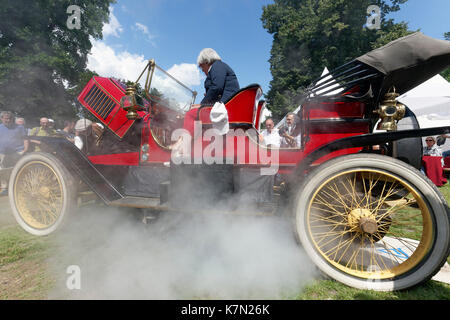 Stanley Type K semi-Racer, macchina a vapore dagli Stati Uniti, costruita nel 1908, Classic Days Schloss Dyck, Jüchen, Nord Reno-Westfalia Foto Stock