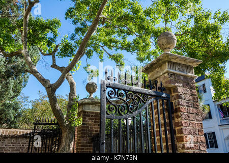 Charleston South Carolina, centro storico, Nathaniel Russell House Museum, casa storica, esterno, giardino, cancello, visitatori viaggio turistico t Foto Stock