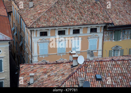 Vista dalla torre dell'orologio, Riva del Garda, la città più grande della riva del lago di Garda, Brescia, Italia Foto Stock