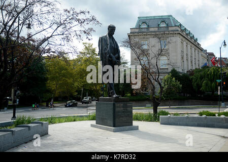 . 3 Settembre 2017. Una statua di 12 metri dedicata a Tomas Garrigue Masaryk si trova in un piccolo parco pubblico di Washington. Masaryk fondò la Cecoslovacchia nel 1918, sulla scia della prima guerra mondiale dedicata nel 2002, la statua mostra Masaryk che tiene in mano il cappello e la Dichiarazione di indipendenza ceca dall'Austria. Credit: Chuck Myers/ZUMA Wire/Alamy Live News Foto Stock