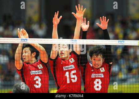 (L-r) naonobu fujii, lee haku, masahiro yanagida (jpn), 16 settembre 2017 - pallavolo : fivb world grand Champions Cup 2017 uomini match tra Giappone 1-3 l'Iran a Osaka centrale comunale palestra di Osaka in Giappone. (Foto di naoki nishimura/aflo sport) Foto Stock