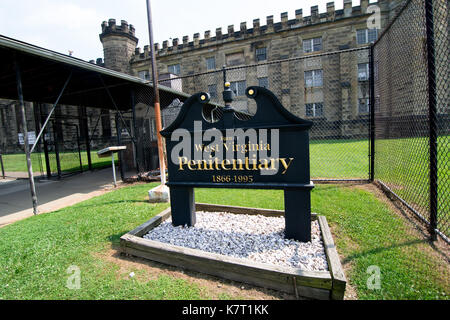 Il vecchio West Virginia penitenziario statale, nazionale di luoghi storici registrati facility, azionato dal Moundsville sviluppo economico consiglio. Foto Stock