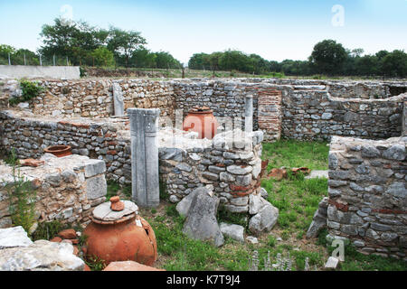 Sito archeologico di Philippi. Questa parte dello scavo proviene dalla zona conosciuta come casa del Vescovo. Philippi fu visitato dall'apostolo Paolo nella Bibbia. Foto Stock