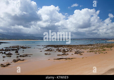 Baia di satander, cantabria, Spagna, vista dalla penisola di magdalena Foto Stock