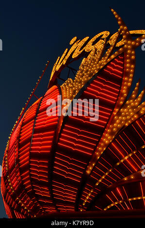 Illuminato segno flamingo a las vegas Foto Stock