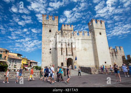 Rocca Scaligera, castello di Sirmione sul Lago di Garda, Italia Foto Stock