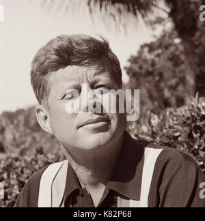 Ritratto del Presidente degli Stati Uniti John Fitzgerald Kennedy in Palm Beach, Florida il 7 gennaio 1963.