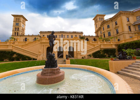 Station wagon, Rudolf, Swoboda, giardini, Durbar, camera, dipinti, Royal, Collezione Prince Albert, Queen Victoria, Abdul, Karim, Bertie, Osborne, casa, inglese, patrimonio, fontana, terrazza, palm, giardino, terrazze, giardini, progettato, design, Italiano, rinascimentale, palazzo, Thomas, 1845, 1851, cubito, East Cowes, Isle of Wight, England, Regno Unito Foto Stock