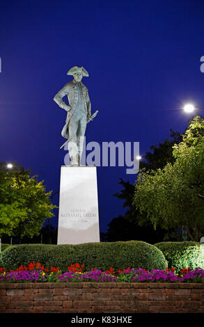 Nathanael Greene (guerra rivoluzionaria generale) statua nel traffico di Holliday circle, Greensboro, Nord Carolina. Foto Stock