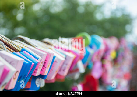 Amore lucchetti a torre di Seoul in Corea del Sud Foto Stock