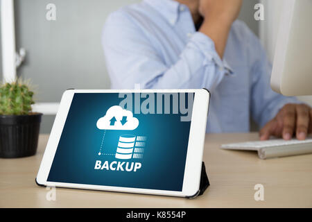 Live streaming backup download di copie di dati di elaborazione dati digitali trasferimento , lo streaming di file di download Foto Stock