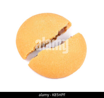 In pezzetti round cookie isolate su uno sfondo bianco, cookie bite isolato Foto Stock