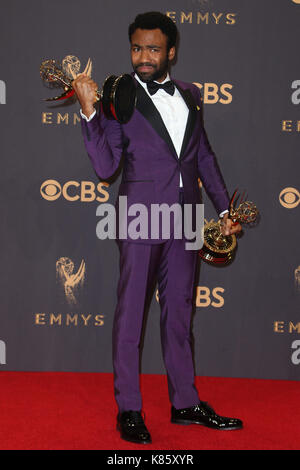 Los Angeles, Stati Uniti. 17th settembre 2017. Donald Glover Al 69th Emmy Awards - Sala Stampa Al Microsoft Theatre In California Il 17 Settembre 2017. Credit: MediaPunch inc/Alamy Live News Foto Stock