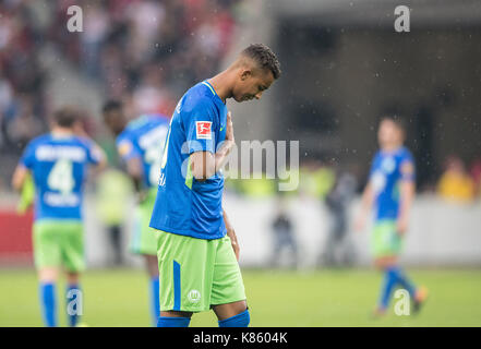 Stoccarda, Deutschland. Xvi Sep, 2017. felix uduokhai (WOB) enttaeuscht. fussball 1. Bundesliga, 4. spieltag, VFB Stuttgart (s) - vfl wolfsburg (WOB), am 16.09.2017 a Stoccarda/ Deutschland. | verwendung weltweit credito: dpa/alamy live news Foto Stock