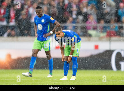 Stoccarda, Deutschland. Xvi Sep, 2017. daniel didavi (WOB) enttaeuscht im regen, fussball 1. Bundesliga, 4. spieltag, VFB Stuttgart (s) - vfl wolfsburg (WOB), am 16.09.2017 a Stoccarda/ Deutschland. | verwendung weltweit credito: dpa/alamy live news Foto Stock