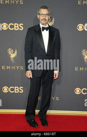 Los Angeles, Califionia, Stati Uniti. 17th settembre 2017. John Turturro Al 69th Emmy Awards Al Microsoft Theatre In California Il 17 Settembre 2017. Credito: Faye S/Media Punch/Alamy Live News Foto Stock