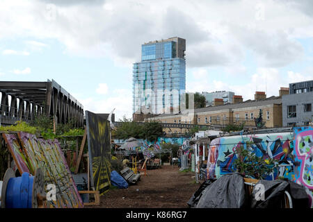 Una vista generale della comunità di nomadi giardini, Brick Lane, Londra Foto Stock