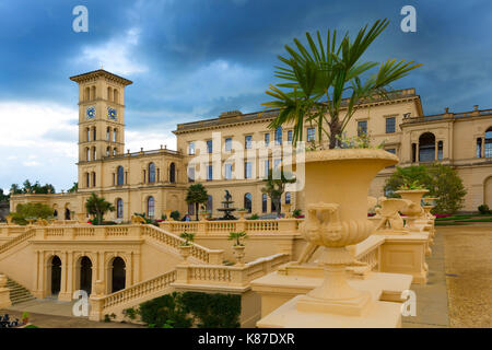 Station wagon, Rudolf, Swoboda, giardini, Durbar, camera, dipinti, Royal, Collezione Prince Albert, Queen Victoria, Abdul, Karim, Bertie, Osborne, casa, inglese, patrimonio, fontana, terrazza, palm, giardino, terrazze, giardini, progettato, design, Italiano, rinascimentale, palazzo, Thomas, 1845, 1851, cubito, East Cowes, Isle of Wight, England, Regno Unito Foto Stock