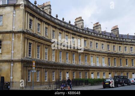 Il circus, architettura georgiana. Città di Bath patrimonio mondiale cite, somerset, Regno Unito. agosto, 2017. Foto Stock