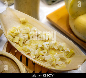 Germogli di bambù alimentare olio di decapaggio Foto Stock