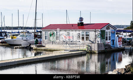 Vaporizzatori boat house in Charlottetown. Foto Stock