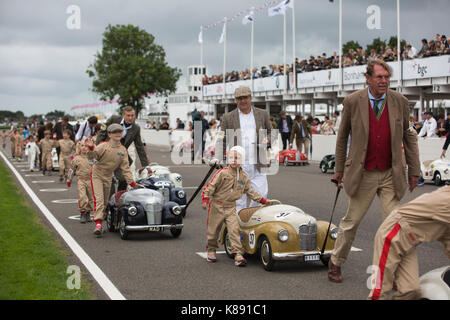 Settrington cup concorso per Austin j40 vetture del pedale a goodwood 2017 Riunione, goodwood race track, west sussex, in Inghilterra, Regno Unito Foto Stock