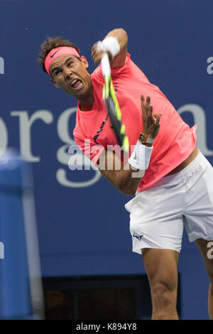 Rafael Nadal (esp) competono al 2017 US Open Tennis championships Foto Stock