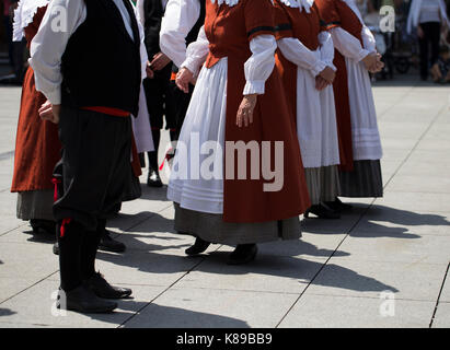 Compagnia di ballerini folcloristici gallesi Foto Stock