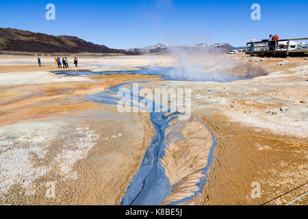 Námafjall Hverir zona geotermica, Islanda Foto Stock