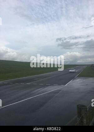 Audi R8 su una pista di Anglesey nel Galles Foto Stock