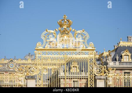 Grand Golden Palace gates Foto Stock