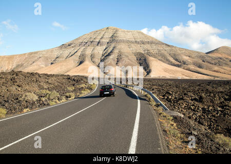 Strada Montana de Medio, montagna, Los Ajaches mountain range, Lanzarote, Isole Canarie, Spagna Foto Stock