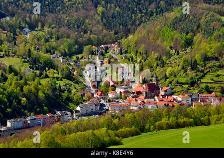 Elbsandsteingebirge, la pietra del re della città, Stadt Königstein Foto Stock