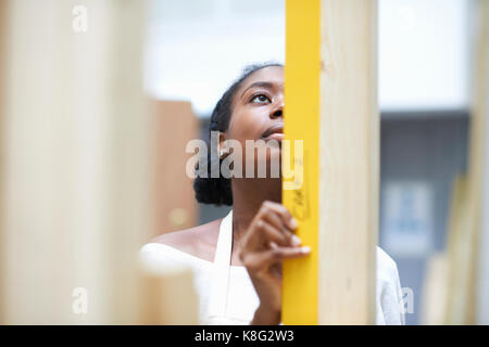 L apprendimento degli studenti come fare lavori di costruzione Foto Stock