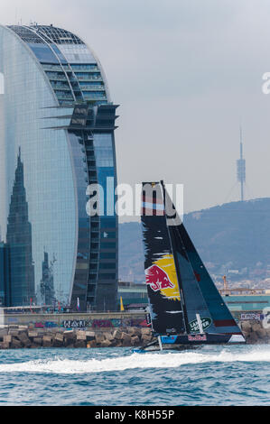 Red Bull catamarano GC-32 all'Extreme serie vela, Barcellona Foto Stock