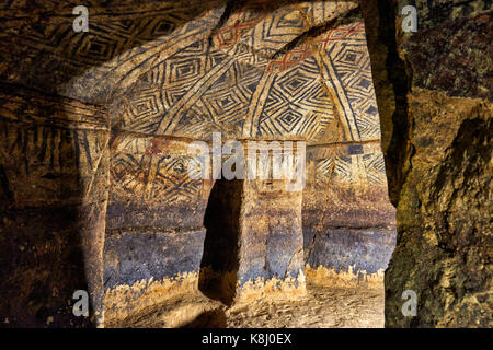 Ipogeo, tombe di alto de segovia che contiene inoltre numerosi ipogei, UNESCO sito heritge, Parco Archeologico Nazionale di Tierradentro, inza, co Foto Stock