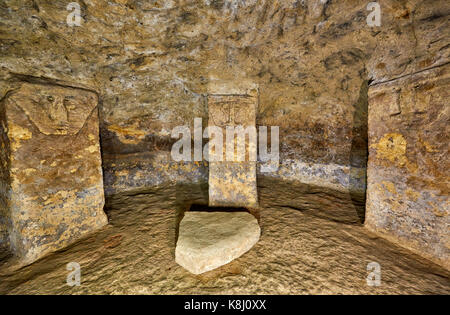 Ipogeo, tombe di alto de segovia che contiene inoltre numerosi ipogei, UNESCO sito heritge, Parco Archeologico Nazionale di Tierradentro, inza, co Foto Stock