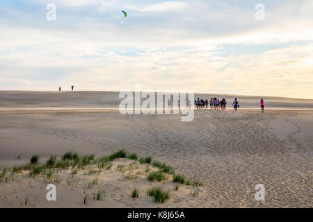 North Carolina,NC,Outer Banks,Cape Hatteras National Sea Watershore,Jockey's Ridge state Park,Living Sand Dune,kite,i visitatori viaggiano tou tour Foto Stock