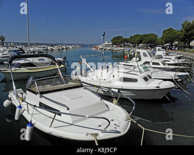 Crikvenica-selce riviera,barche e yacht harbour per l'estate,costa adriatica,croazia,l'Europa,26 Foto Stock