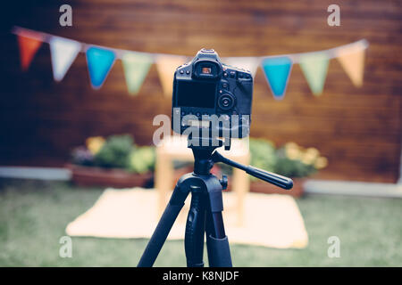 Immagine della fotocamera digitale posto sul cavalletto Foto Stock