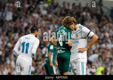 Madrid, Spagna. Xx Settembre, 2017. Luka Modric (10) del Real Madrid in player. La Liga tra Real Madrid vs Betis CF al Santiago Bernabeu Stadium in Madrid, Spagna, 20 settembre 2017 . Credito: Gtres Información más Comuniación on line, S.L./Alamy Live News Foto Stock