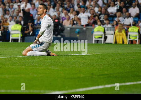 Cristiano Ronaldo dos Santos (7) del Real Madrid in player. La Liga tra Real Madrid vs Betis CF al Santiago Bernabeu Stadium in Madrid, Spagna, 20 settembre 2017 . Credito: Gtres Información más Comuniación on line, S.L./Alamy Live News Foto Stock