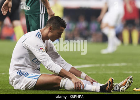 Madrid, Spagna. Xx Settembre, 2017. Cristiano Ronaldo (avanti; Real Madrid) in azione durante la Liga match tra il Real Madrid e il Real Betis Balompie a Santiago Bernabeu il 20 settembre 2017 a Madrid Credit: Jack Abuin/ZUMA filo/Alamy Live News Foto Stock